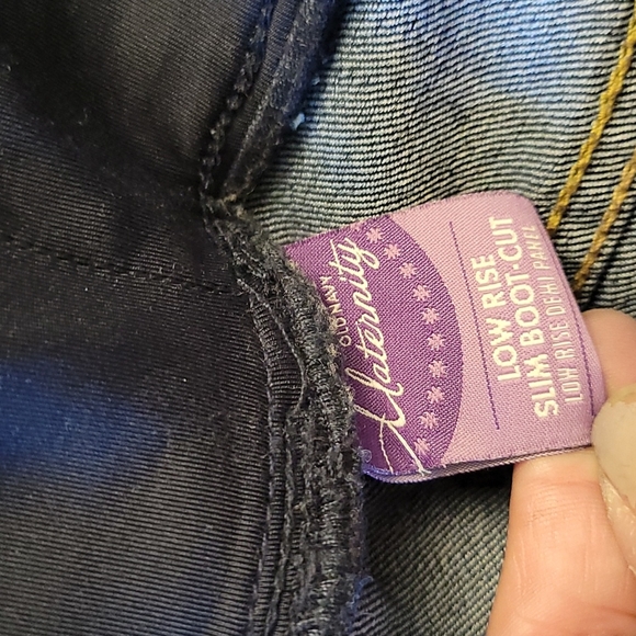 OLD NAVY MATERNITY Jeans 2 Pair Size 2 - Picture 4 of 14